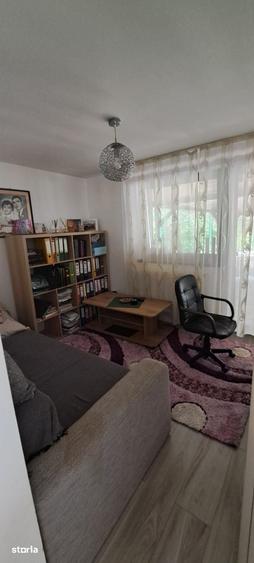 Casă cu 5 camere cu Teren 750 Mp în Valea Borcutului