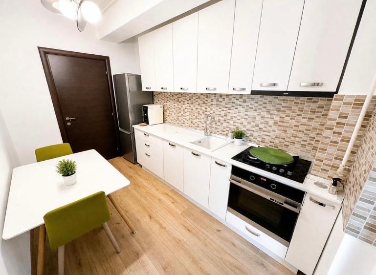 Apartament cu 2 camere decomandat în Tomis Plus
