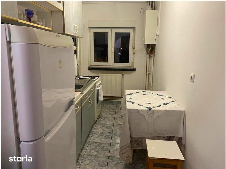 Apartament cu 2 camere decomandat în Mihai Viteazul