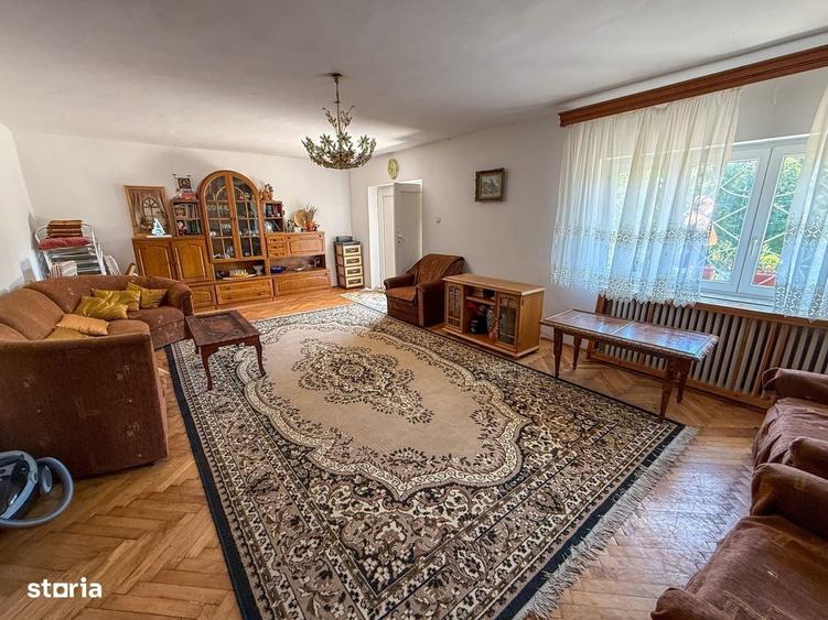 Casă cu 4 camere în Breaza de Jos