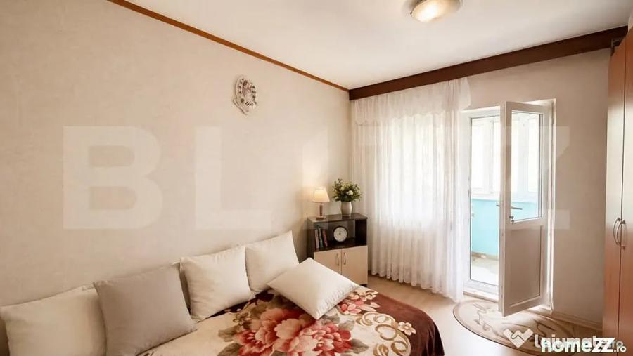Apartament cu 4 camere decomandat în 1 Mai