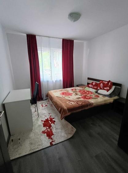 Inchiriez apartament 2 camere parter - 1