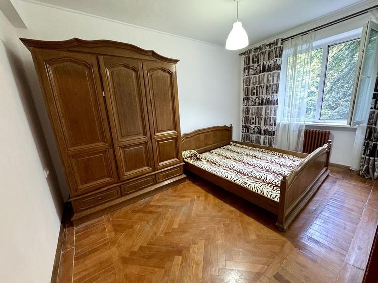 Apartament cu 2 camere semidecomandat în Romană