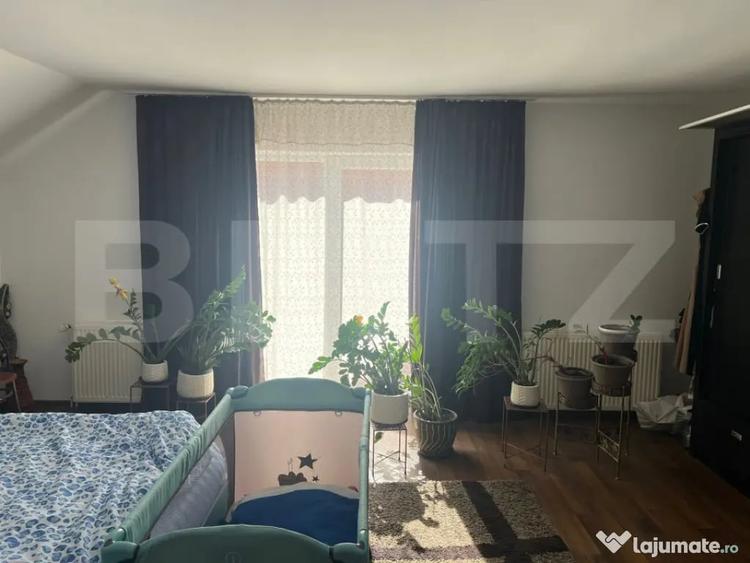 Casă cu 5 camere cu Teren 500 Mp în Sângeorgiu de Mureș