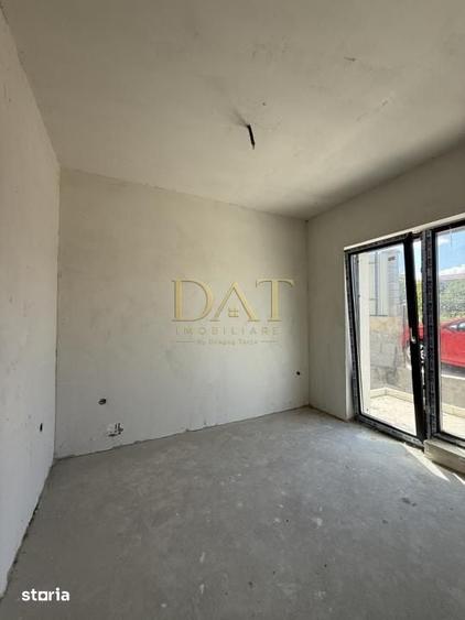 Casă cu 4 camere cu Teren 403 Mp în Dâmbul Rotund