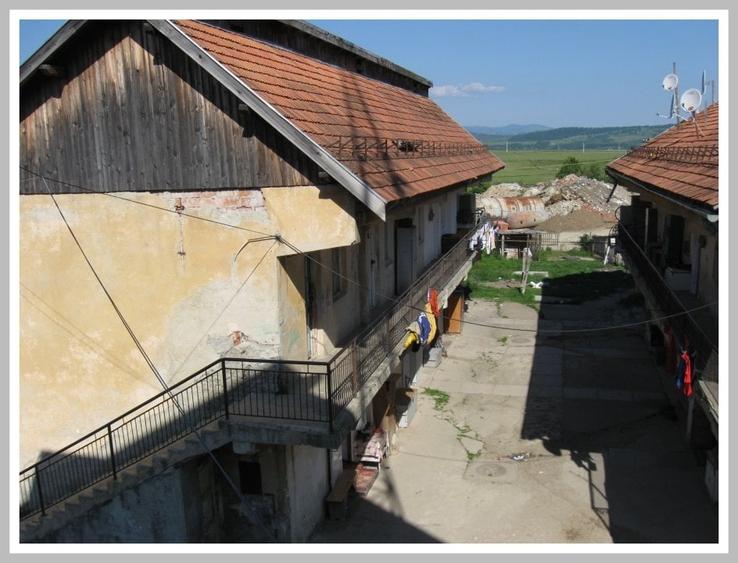Teren Construcții intravilan de 28864 mp, în Periferie
