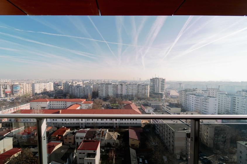 Apartament cu 3 camere decomandat în Dudești