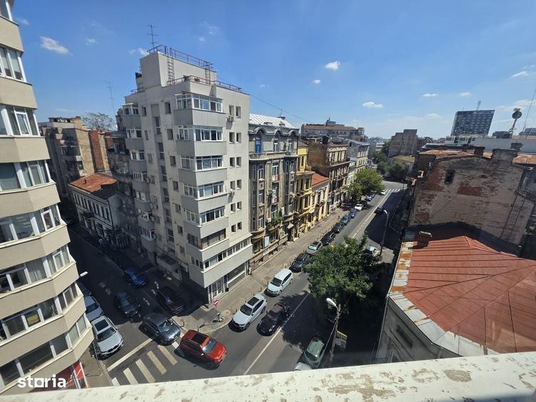 Apartament cu 3 camere în Universitate