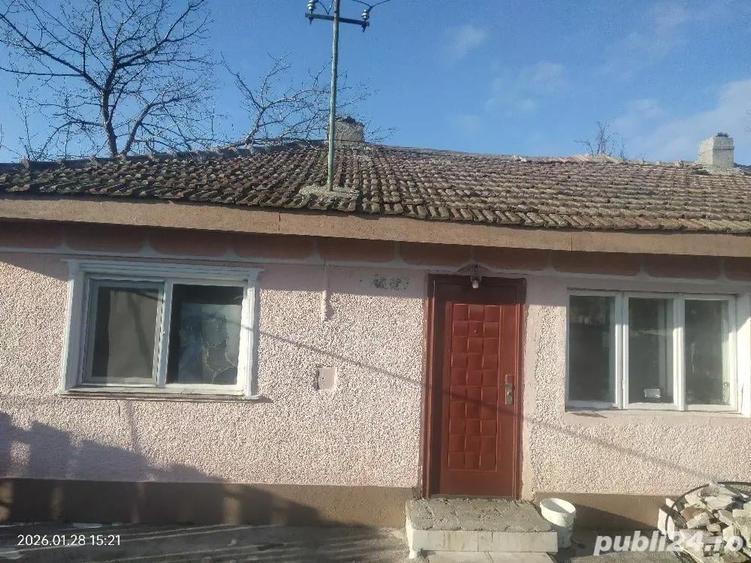 vind casa batraneasca renovabila 3 camere ,apa ,curent ,gaze, centrala gaz - 5