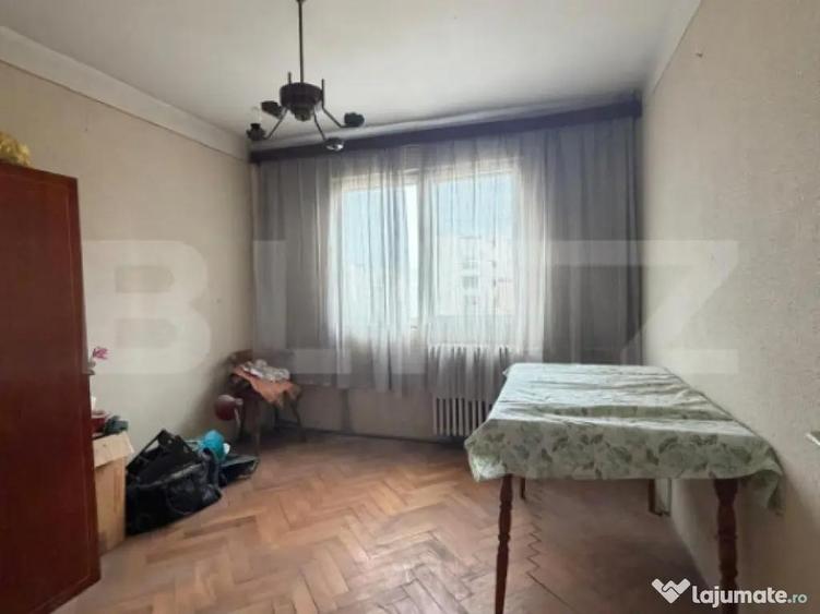Apartament cu 3 camere, 48,91 mp, de renovat, zona Micro 3 - 6