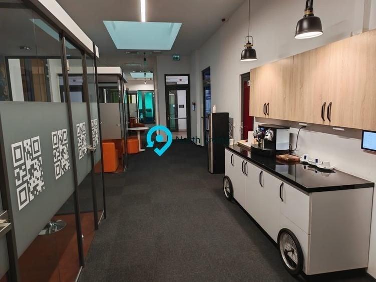 Clădire de birouri integral renovată, de inchiriat – Universitate / Centru Vechi - 1