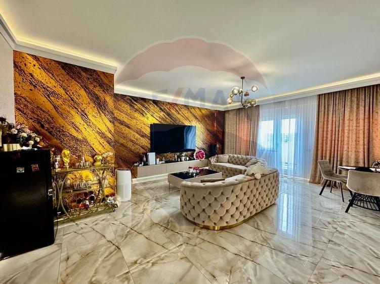 Apartament cu 4 camere de vânzare în zona Sarari - 2