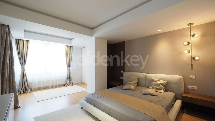 Apartament ultra-finisat cu 4-5 camere, vedere libera, 2 garaje - 8