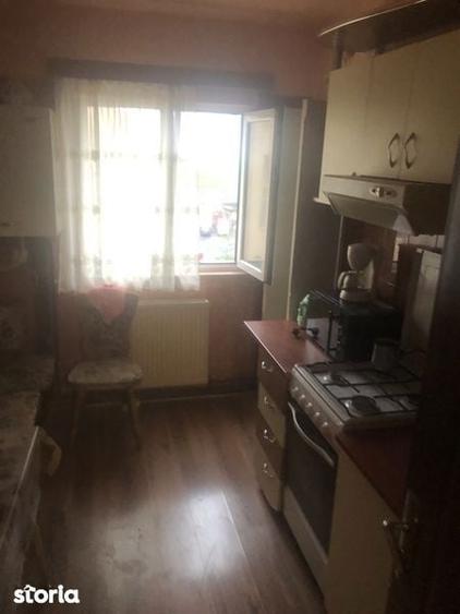 Apartament cu 3 camere + 2 grupe sanitare - 1