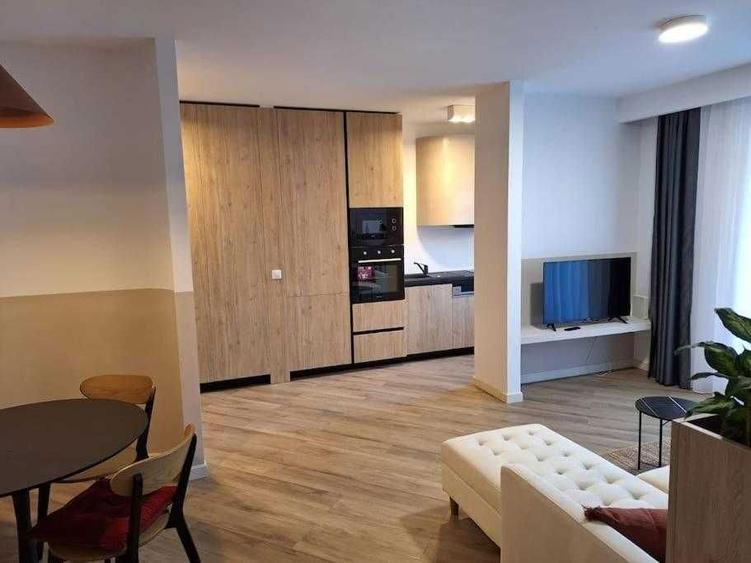 Inchiriez apartament 2 camere, Str Septimiu Albini, zona centrala - 1