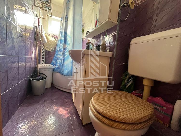 Apartament cu 3 camere, decomandat, centrala proprie, zona Dambovita - 11