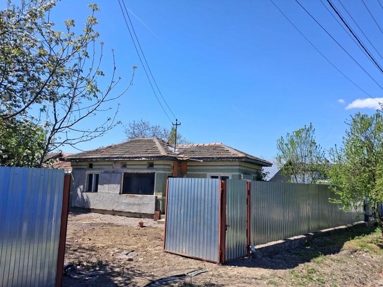 Casa + 1900 mp teren, utilitati complete, gaze la poarta, 5 min DN1A Cornesti, Cristeasca - 1