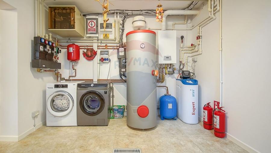 Casă premium cu 270 mp utili, 7 camere ,curte generoasă în Bartolomeu - 18