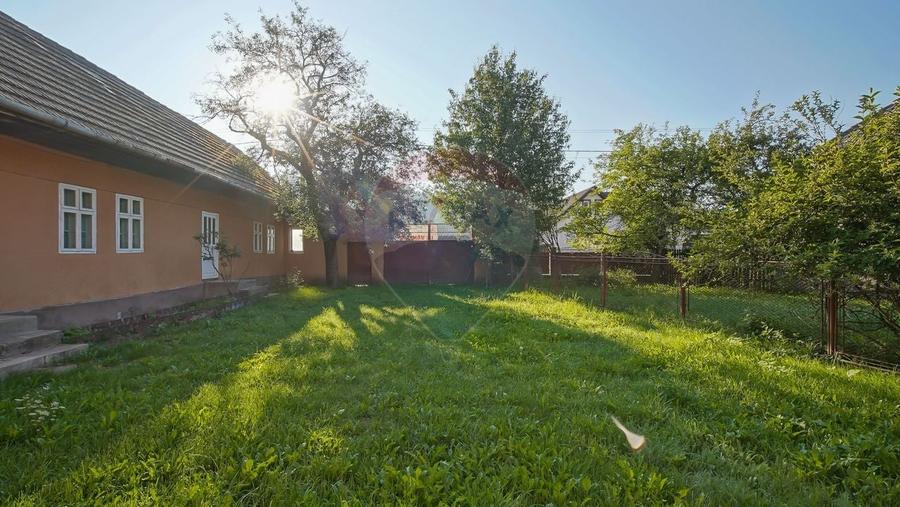 Teren intravilan 7.255 mp +casa rustica - ideal pensiune in Vama Buzau - 6