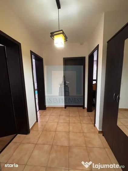 Apartament cu 2 camere semidecomandat în Sânpetru
