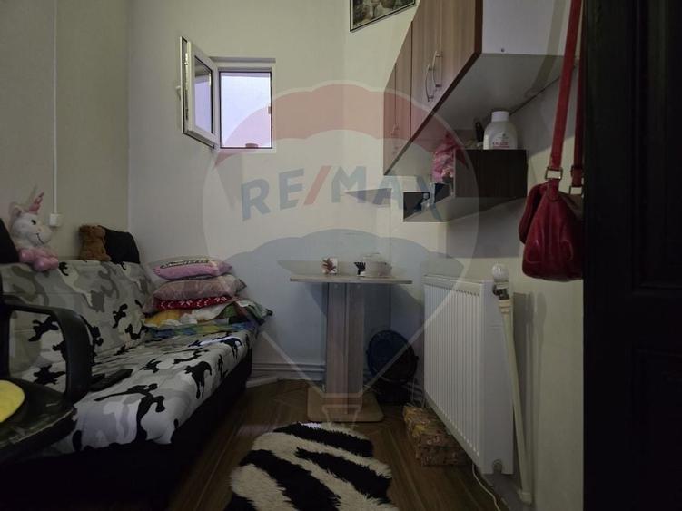Apartament cu 3 camere de vanzare in zona Central - 7