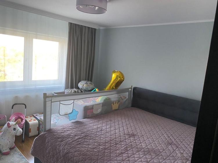 Inchiriez apartament 3 camere Alexandria - 3