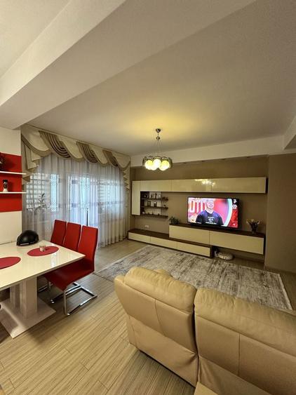 Apartament cu 3 camere de inchiriat si loc de parcare propriu. - 2