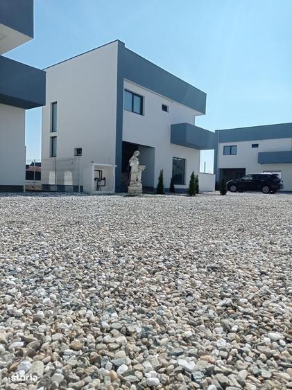 Casa / vila Maracineni / Arges , finisaje moderne ! - 1