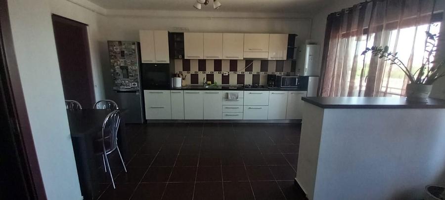 Proprietar inchiriez apartament 3 camere pe doua niveluri fara comision Girocului - 1