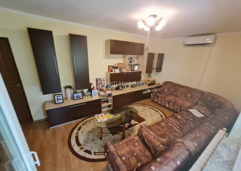 Apartament 4 camere Faleza Nord - Reyna