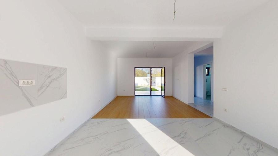 CASA DE LANGA PADURE, Clinceni str. Mierlei 73J - 8