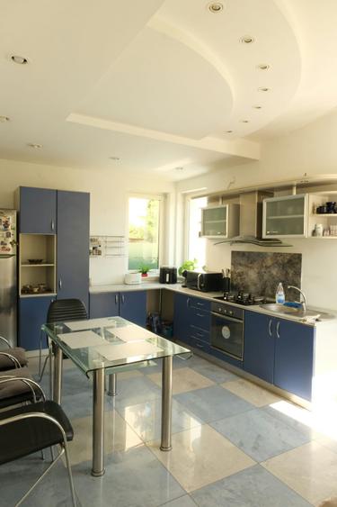 casa 6 camere, 1000 mp teren lipovei - 10