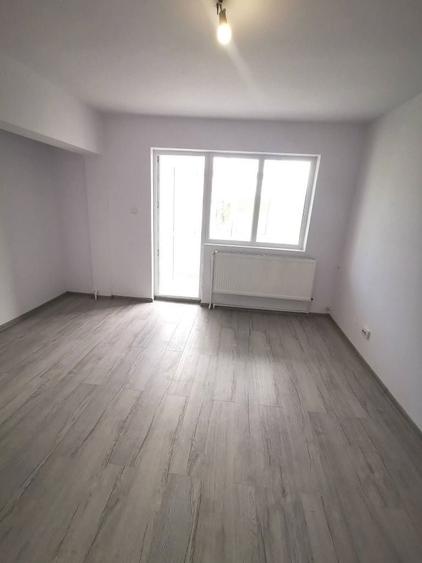 Apartament 2 camere decomandat,zona Centrala, renovat recent - 3