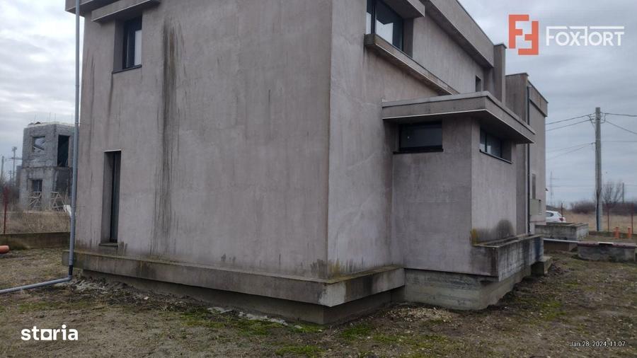 Casa 8 camere ,Sacalaz-Ideala pentru 2 familii - 5