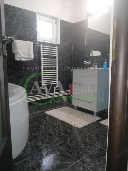 Apartament 3 camere decomandat zona Mioritei - 5