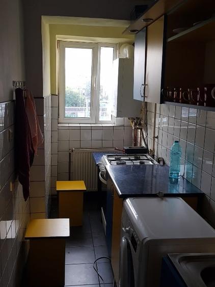 Inchiriez garsoniera mobilata,  str. Automotoarelor, Brasov - 1