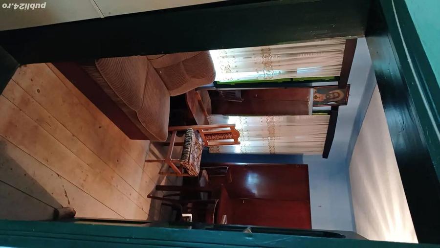 Casa cu teren 4022mp de vanzare in sat Dumbrava, com. Unirea, jud. Alba Pre? 60.000 - 1