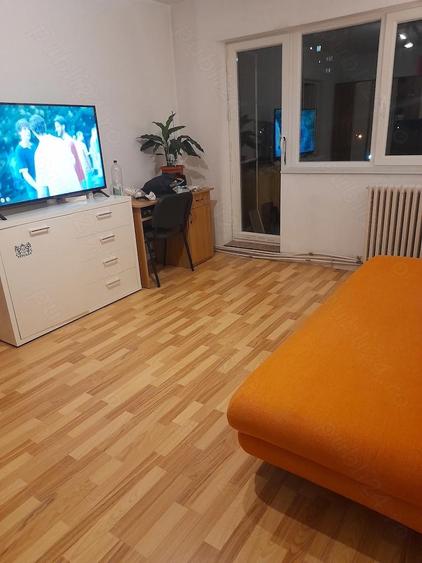 Vand apartament cf I semidecomandat - 3