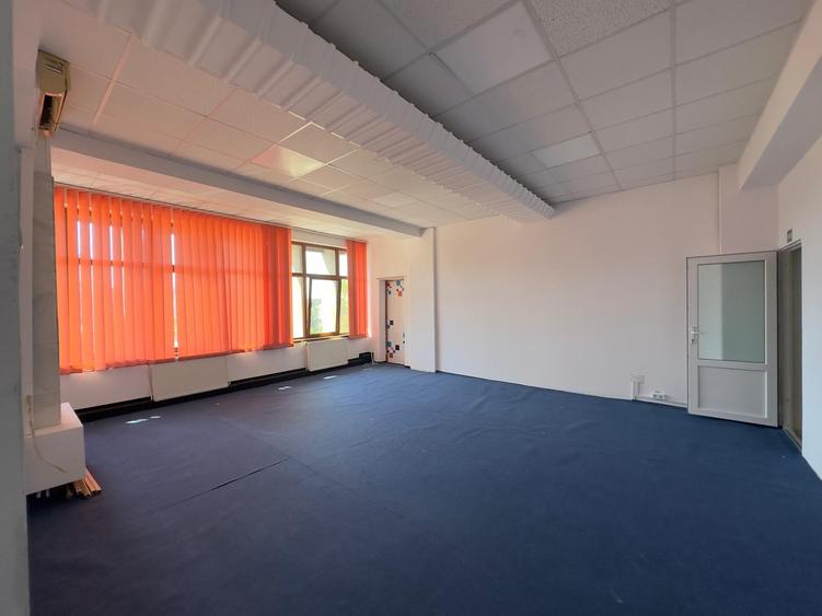 Spatiu birouri; vedere Palat Culturii; 100mp, Casa Cartii - 5