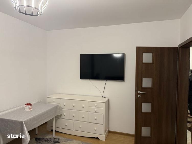 Vand apartament 2 camere spatios - 2