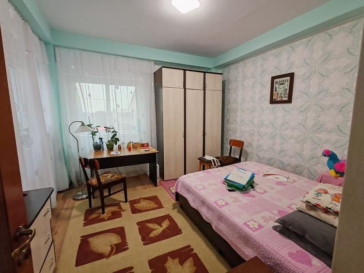 Casa 2005 -5camere 190mp utili, langa metrou Brancoveanu curte - 8