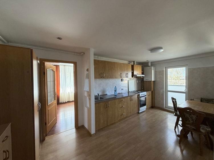 Vand Apartament 2 camere Zorilor GH. Dima - 1