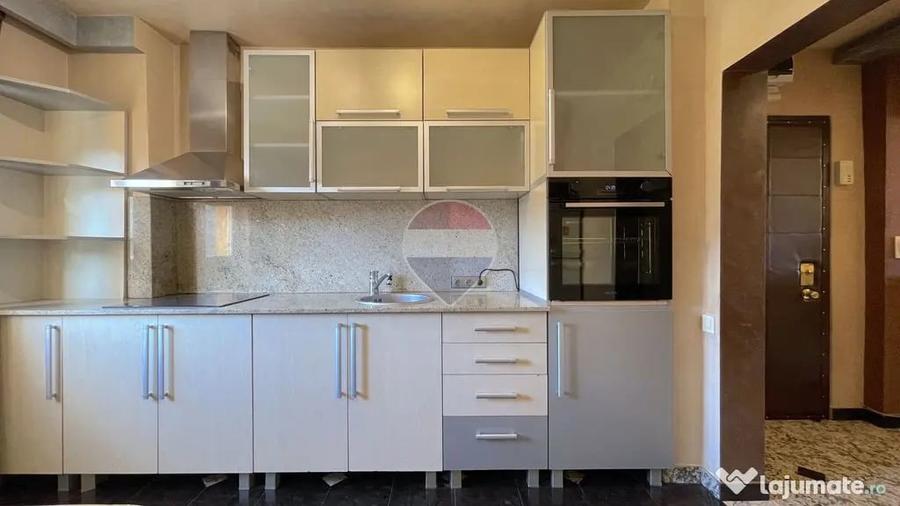 Apartament cu 2 camere decomandat în Răcădău