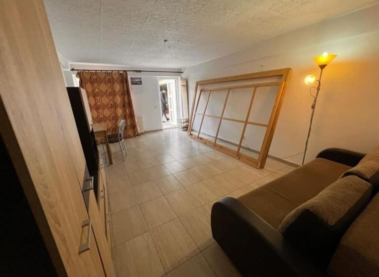 Tudor Vladimirescu -Iulius Mall-1 Camera -bloc 2013 - 6