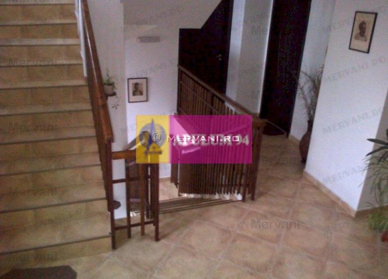 Spatiu turistic de vanzare in Busteni - Zona Centrala - 39