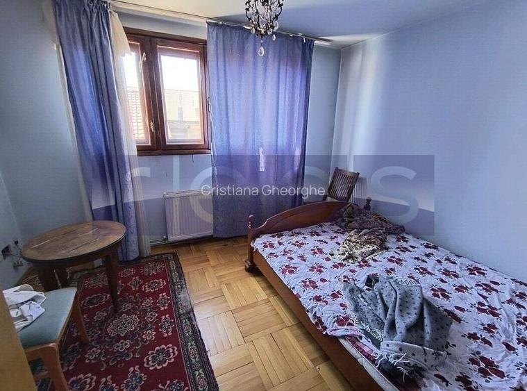 VANZARE CASA P+2 | SINGURA IN CURTE | ZONA PARCUL CAROL