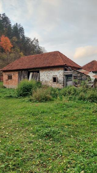 Casă cu 2 camere în Bratca