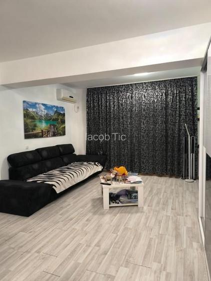 Apartament cu 3 camere decomandat în Nufărul Apartament cu 3 camere decomandat în Nufărul