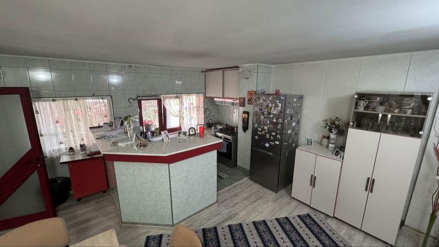 Vila de vanzare 300 mp si teren 500 mp - 3