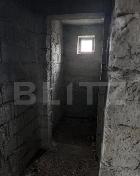 Casa la ro?u Mana?turel ,teren generos,priveli?te pano - 14